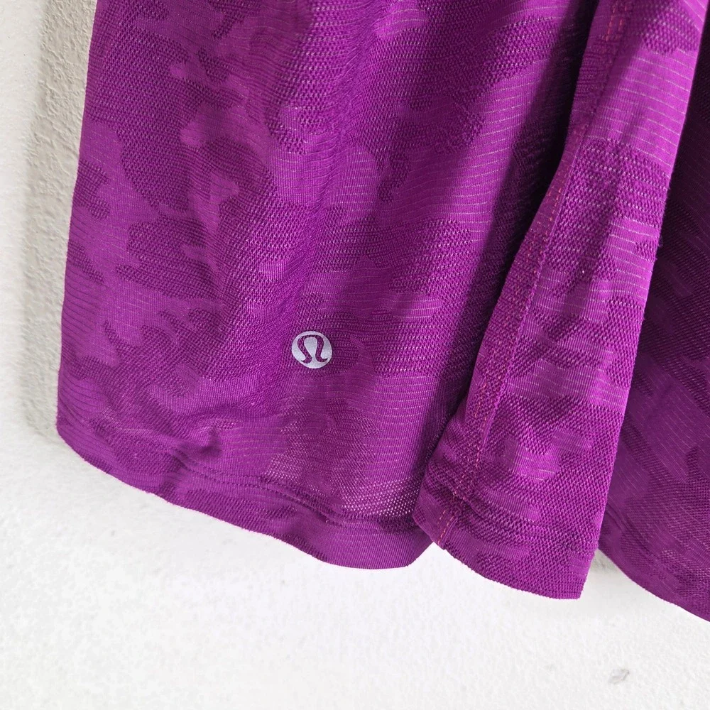 Lululemon Tank Top Small Fuchsia Camo Print V‎ Neck Racerback Athletic Workout